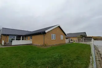 Landejendom på Rendebjergvej 9, 4030 Tune