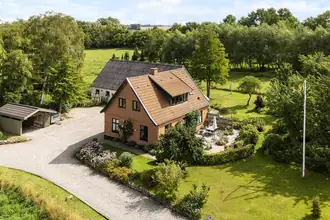 Landejendom på Holmehuse 13, Gevninge, 4000 Roskilde