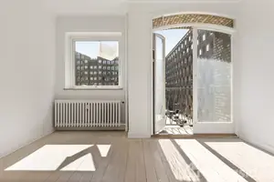 Ejerlejlighed på Dronningens Tværgade 39, 2. 2., 1302 København K