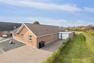 Villa på Idrætsalle 30, 9370 Hals
