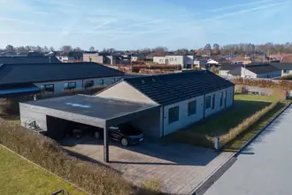 Villa på Møddebro Parkvej 217, 8355 Solbjerg