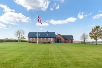 Landejendom på Teestrupvej 22, 4690 Haslev