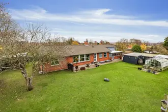 Villa på Grenåvej 26, Bjødstrup, 8410 Rønde