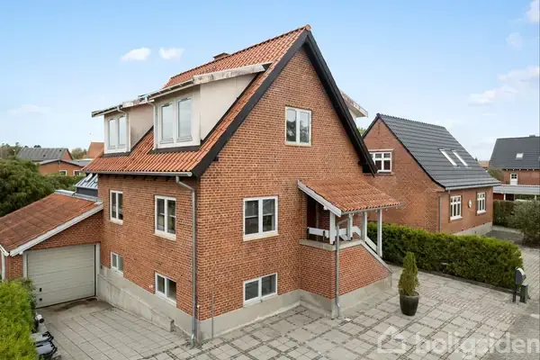 Villa på Jernbanegade 81, 9560 Hadsund