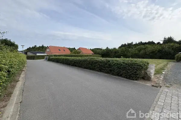 Helårsgrund på Fælledvej 18, 9480 Løkken