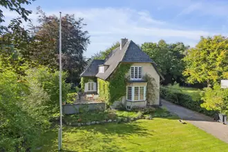 Villa på Bernstorffsvej 93, 2900 Hellerup