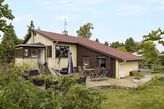 Villa på Vestre Grænsevej 3, 2680 Solrød Strand