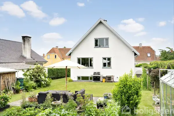 Villa på Kæmpesvej 9, 3600 Frederikssund