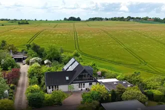 Villa på Fyrrevænget 20, Løgten, 8541 Skødstrup