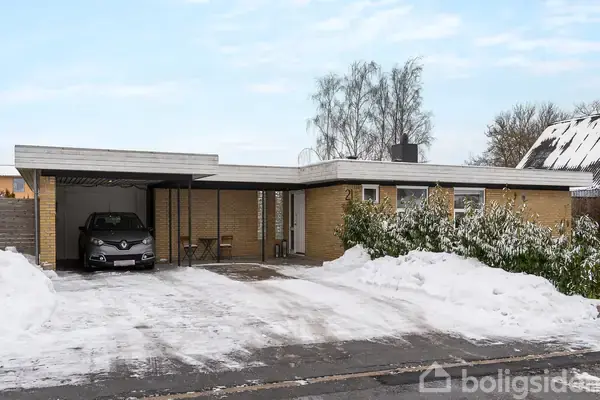 Villa på Lindevej 21, 4030 Tune