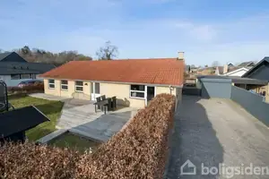 Villa på Nørrevangen 36, 8382 Hinnerup