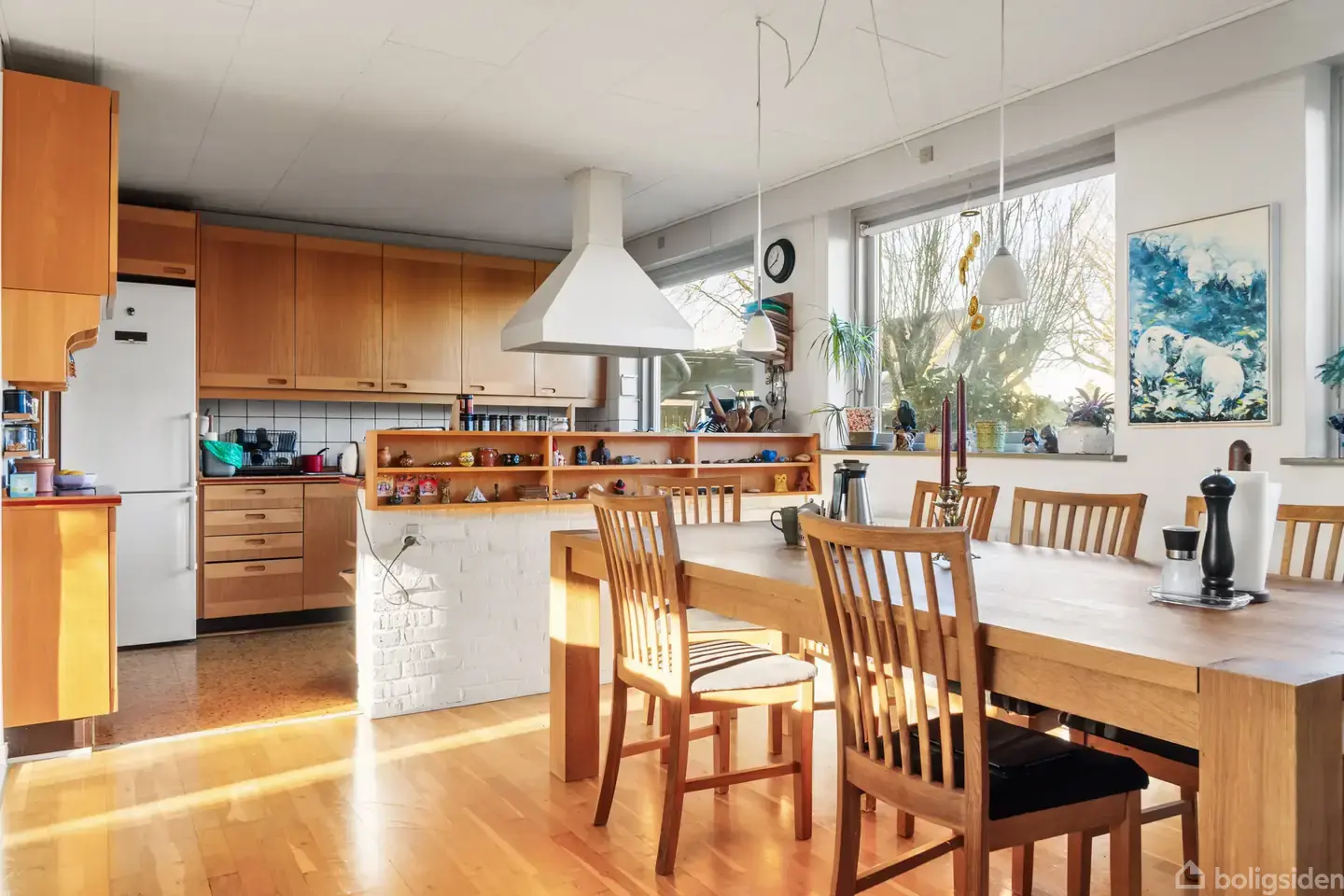 170 m² enderækkehus med 5 gode værelser, nyt tag og attraktivt beliggende i godt kvarter – pohled 4