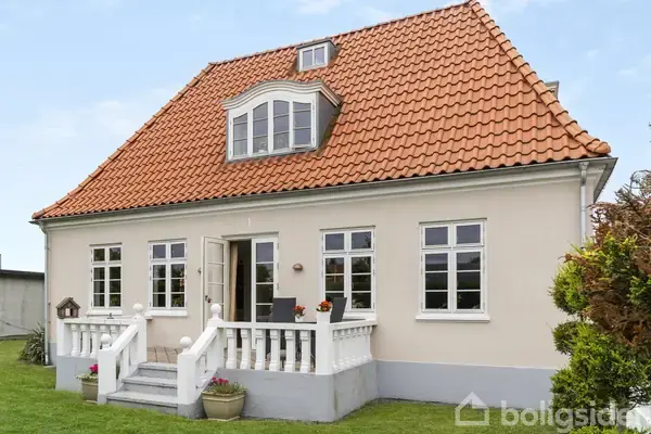 Villa på Thorsvangs Alle 1, 4780 Stege