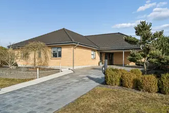 Villa på Højager 134, 8382 Hinnerup