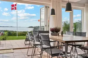 Villa på Ny Vordingborgvej 18, 4771 Kalvehave