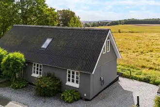 Villa på Tulstrupvej 20, 8680 Ry