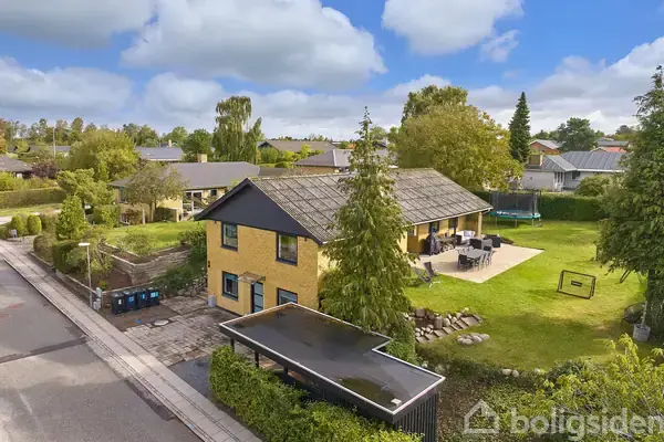 Villa på Resedavej 3, 3600 Frederikssund