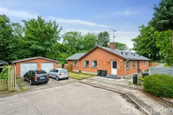 Villa på Jernbane Alle 64, 2630 Taastrup