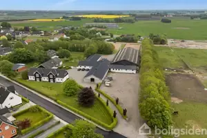 Landejendom på Bygaden 31, 9610 Nørager
