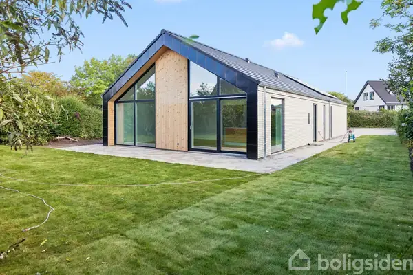 Villa på Derbyvej 12, 2300 København S