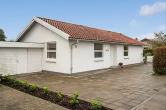 Villa på Poppelvang 11, Brejning, 7080 Børkop