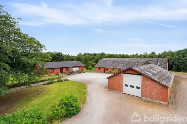 Landejendom på Skivevej 114, 8800 Viborg