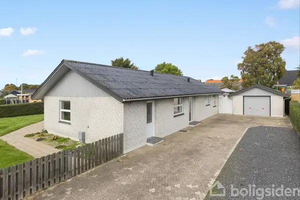 Villa på Tingvej 3, 9370 Hals