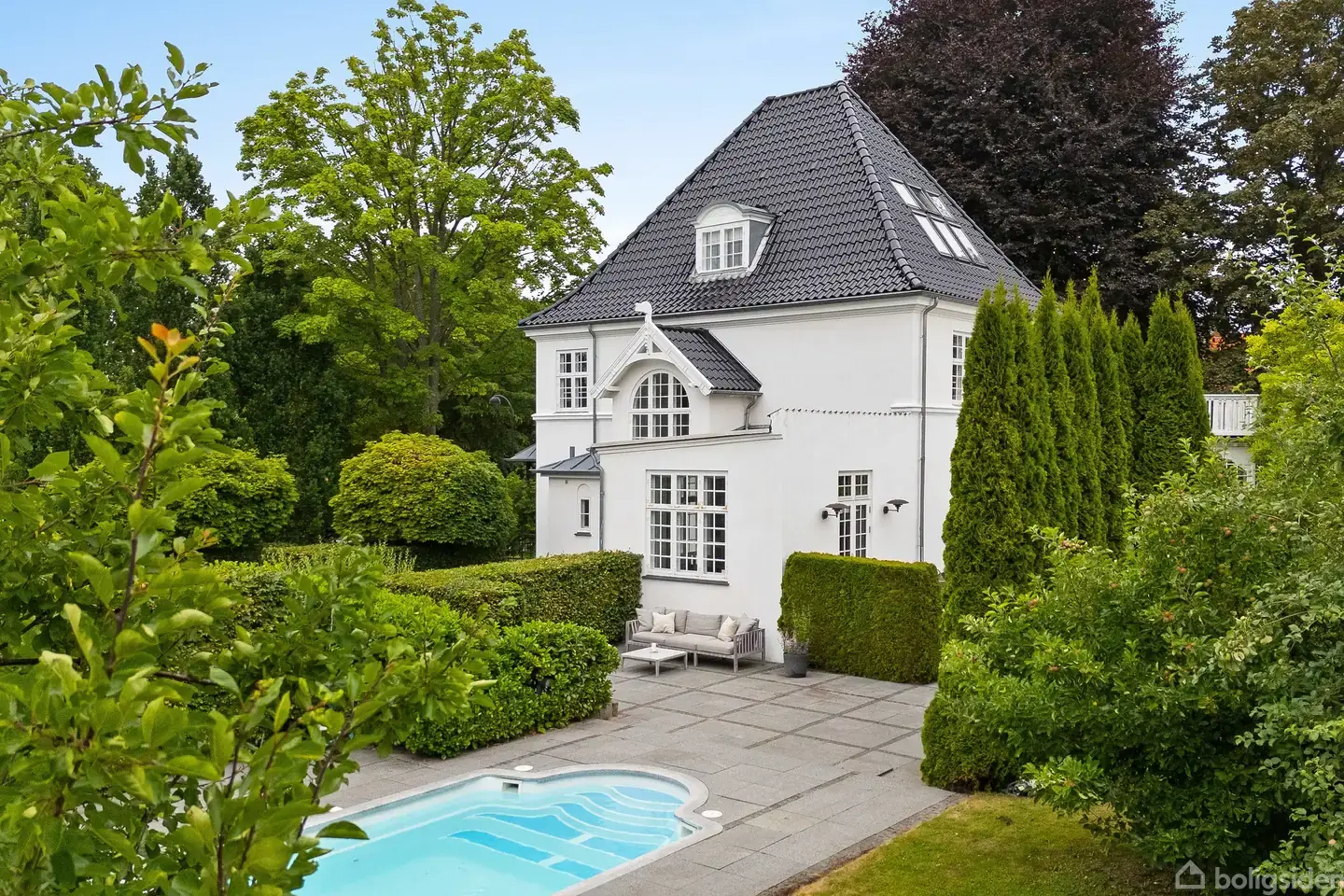 Villa på Dronninggårds Alle 83, 2840 Holte