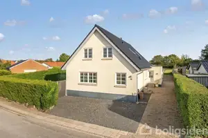 Villa på Dybbøl Bygade 18, 6400 Sønderborg