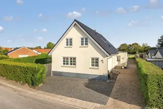 Villa på Dybbøl Bygade 18, Dybbøl, 6400 Sønderborg