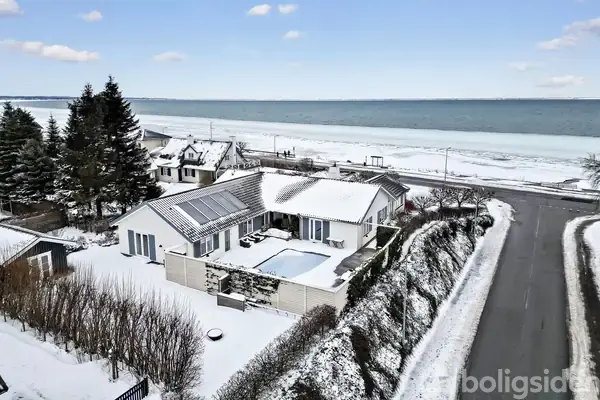 Villa på Rungsted Strandvej 205, 2960 Rungsted Kyst