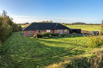 Villa på Svendbjerggårdsvej 70, Biersted, 9440 Aabybro