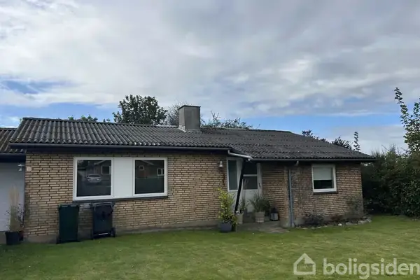 Villa på Anlægsvej 18, 8766 Nørre Snede