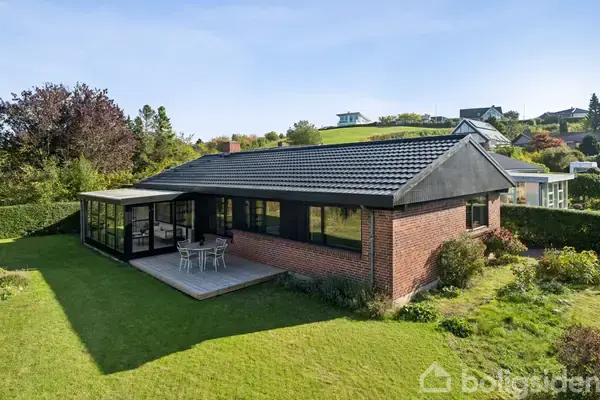 Villa på Slotsparken 6, 8410 Rønde