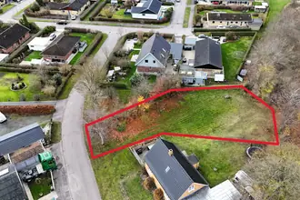 Helårsgrund på Lergravsvej 48, Tåstrup, 4300