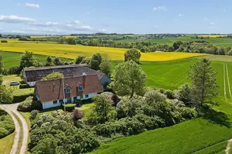 Villa på Bakkevej 2, Lading, 8471 Sabro