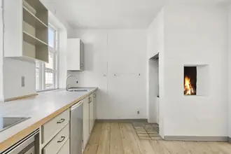 Ejerlejlighed på Dronningensgade 11, 1., 1420 København K