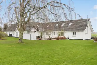 Villa på Abildrovej 25, Eskilstrup, 5400 Bogense