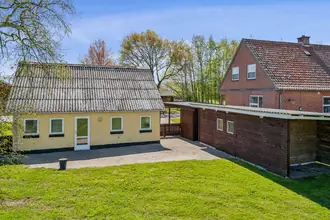 Villa på Løkkenvej 320, 9700 Brønderslev