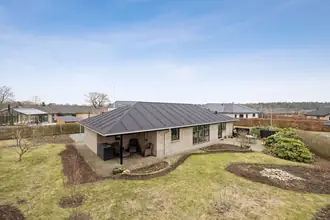 Villa på Tennisskoven 4, 9320 Hjallerup