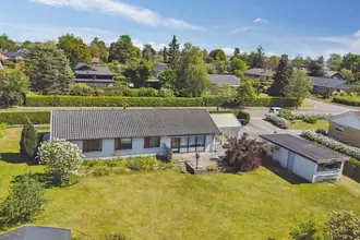 Villa på Risingevej 18, 5330 Munkebo