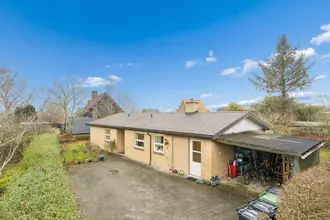 Villa på Lyngsiesvej 5, Hasle, 8210 Aarhus V