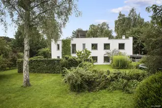Villa på Rundforbivej 77, Trørød, 2950 Vedbæk