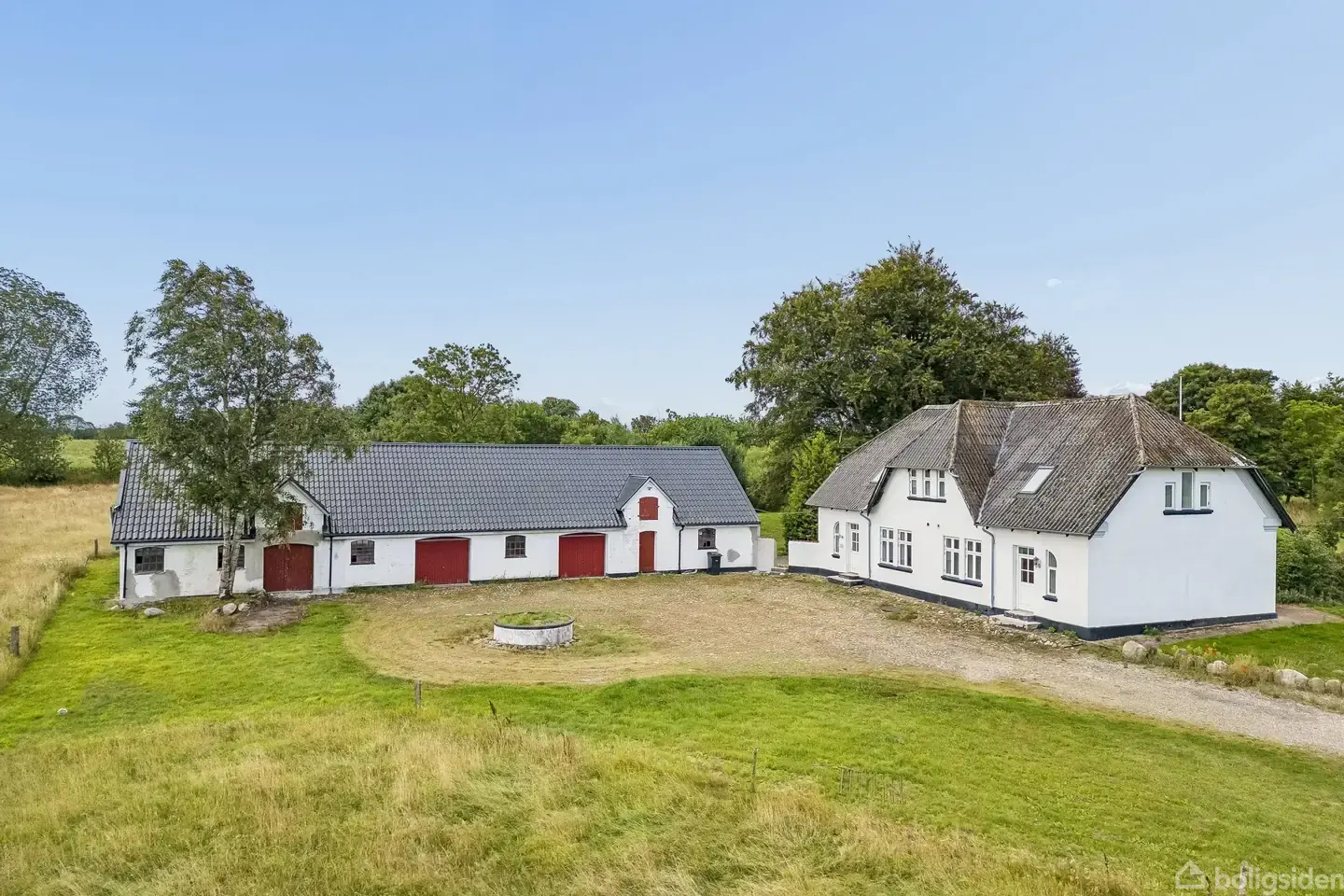 Landejendom på Loftlundvej 4, 7323 Give