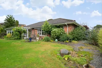 Villa på Lupinmarken 27, 8765 Klovborg
