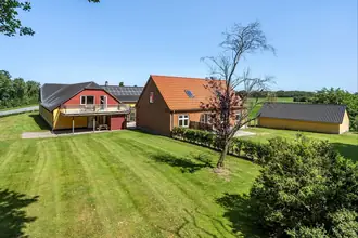 Landejendom på Romlundvej 49A, 8831 Løgstrup