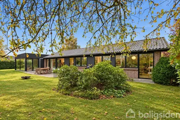 Villa på Eghovedvej 38, 8340 Malling