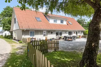 Landejendom på Trekroner 28, Langbak, 9700 Brønderslev