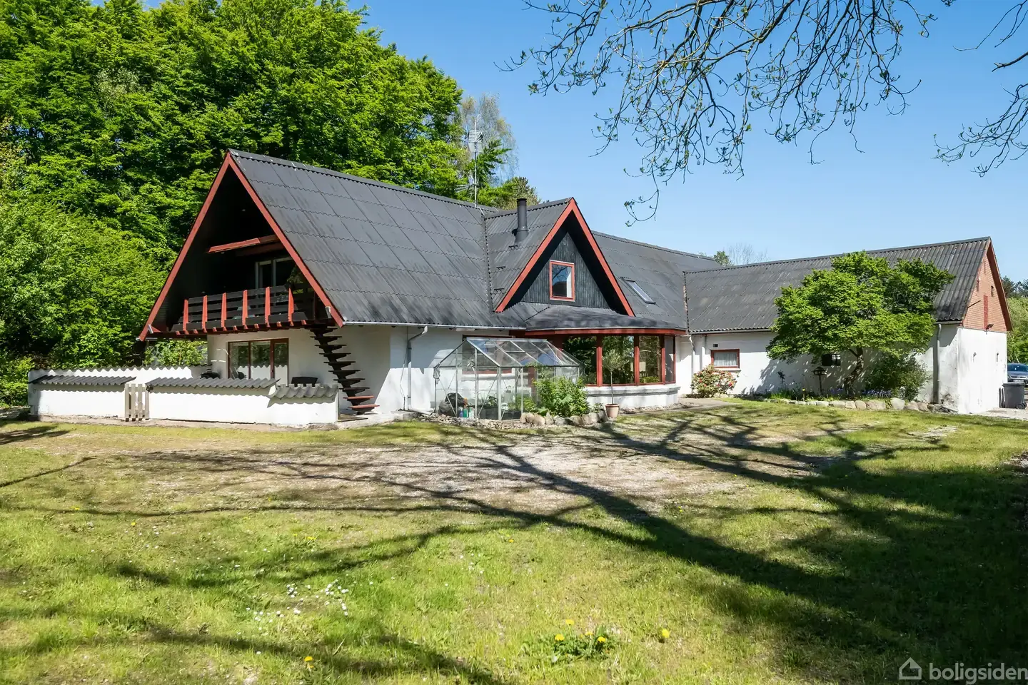 Landejendom på Skarpholtvej 19, 9750 Østervrå