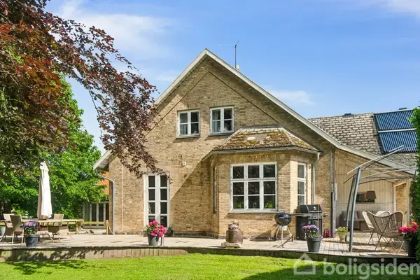 Villa på Birkedommervej 8, 4690 Haslev